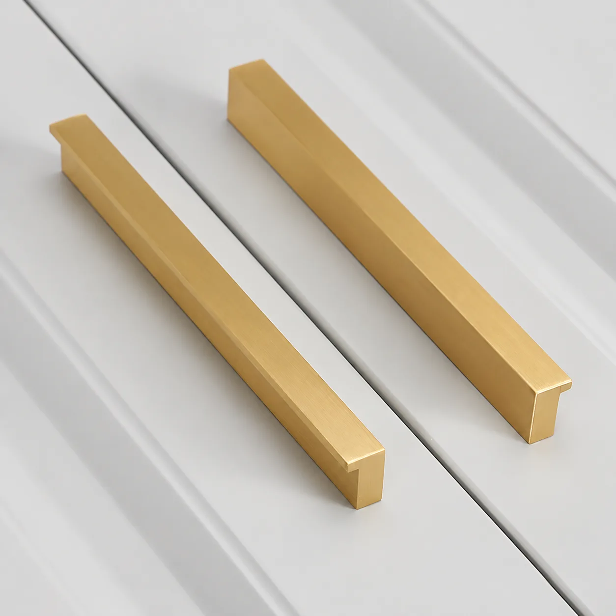 Cabinet Handle Size Guide: How to Choose the Right Length and Center-to-Center Spacing